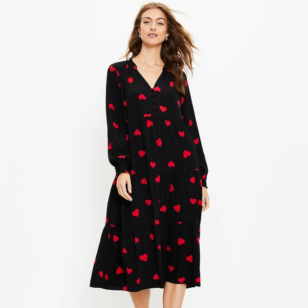 The Loft. Heart Tiered Button Midi Swing Dress. Size Medium Petite.
